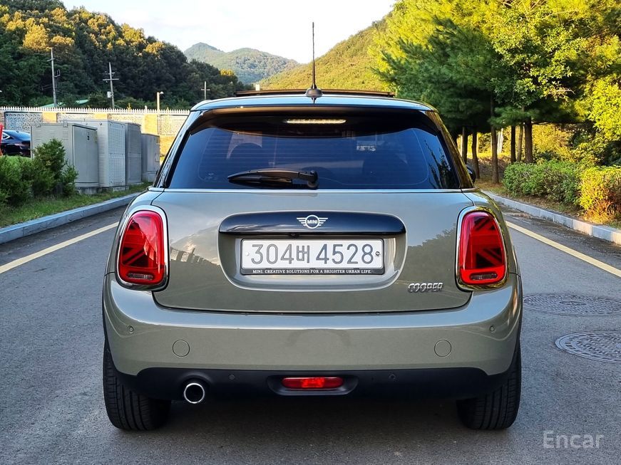 Mini Cooper - фото 3