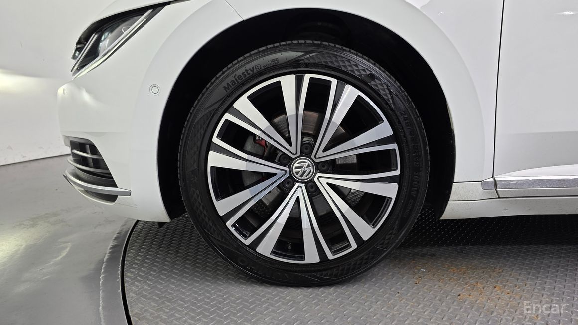 Volkswagen Arteon - фото 4