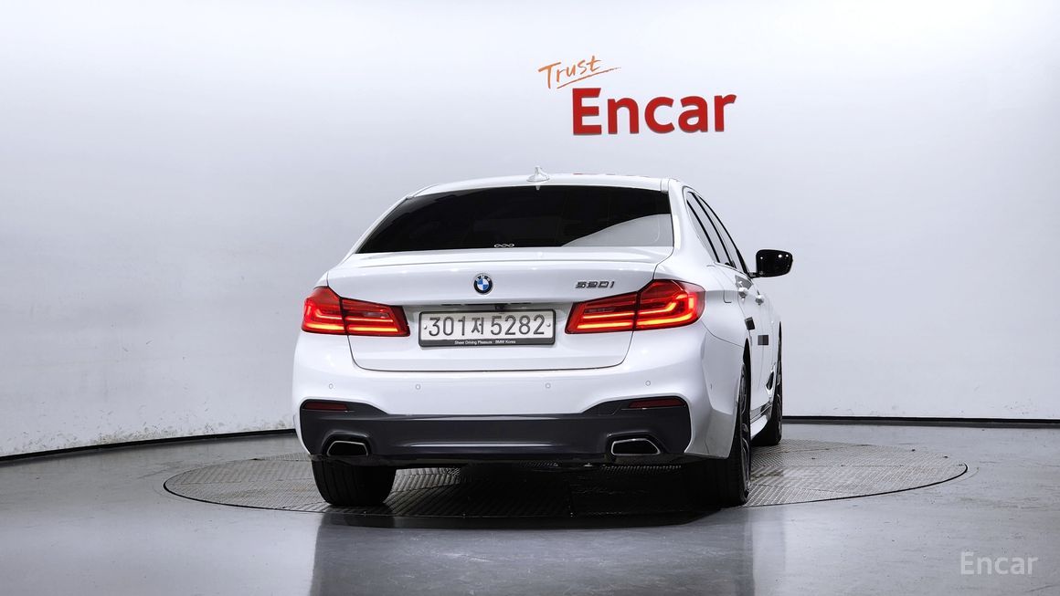 BMW 5 Series - фото 3