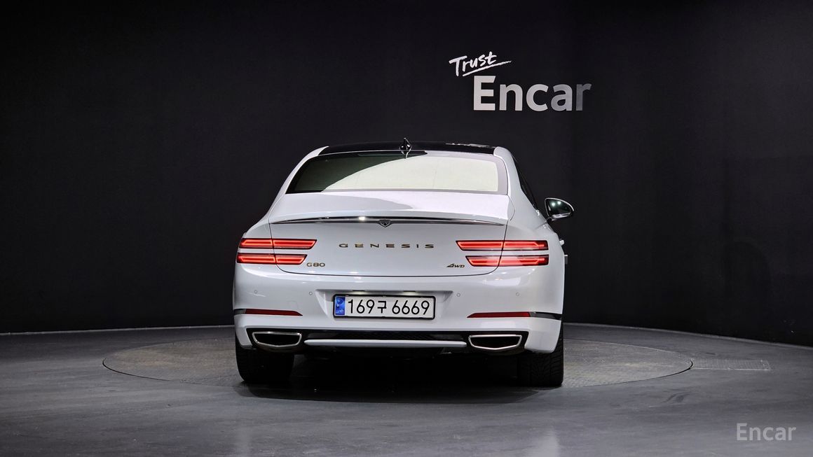 Genesis G80 - фото 3