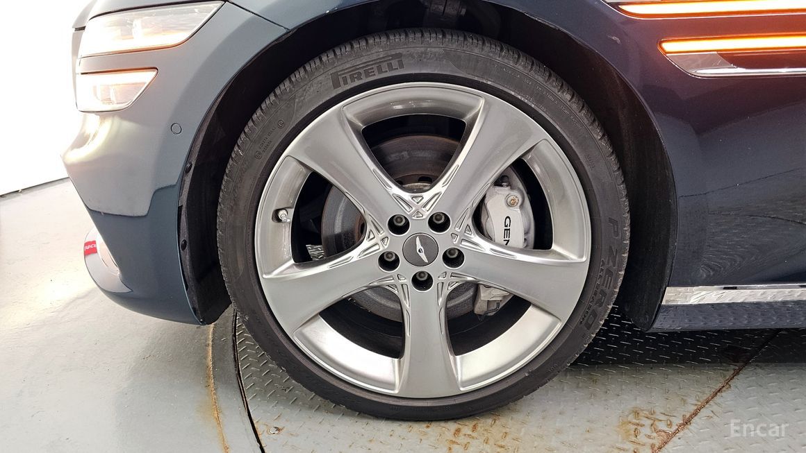 Genesis G80 - фото 4