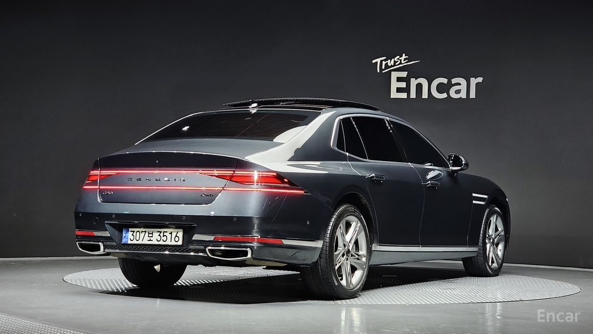 Genesis G90 - фото 1