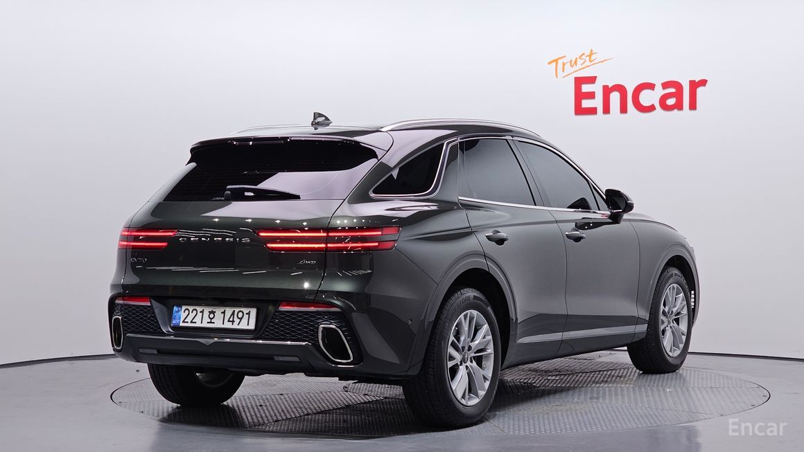 Genesis GV70 - фото 1