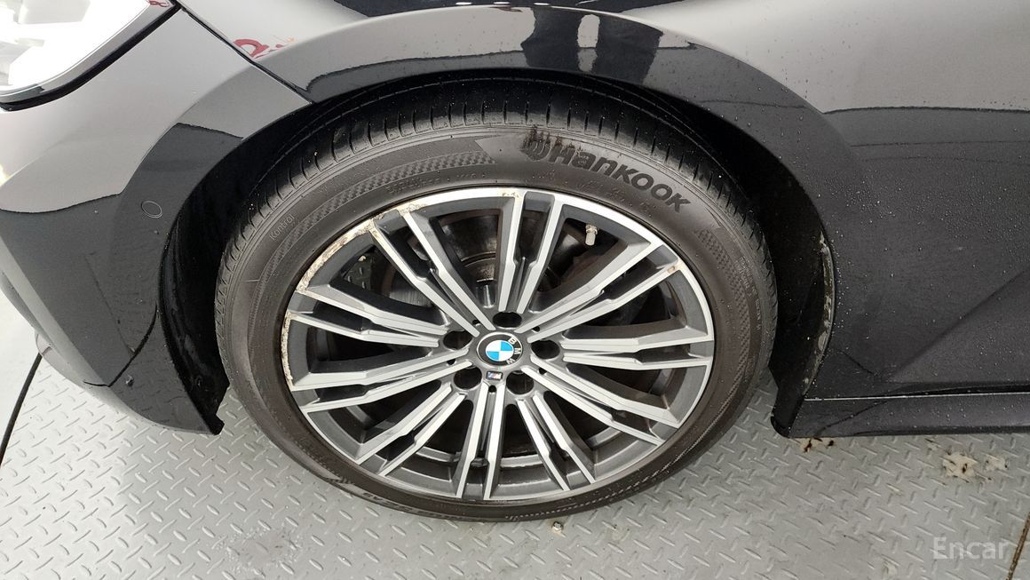 BMW 3 Series - фото 4