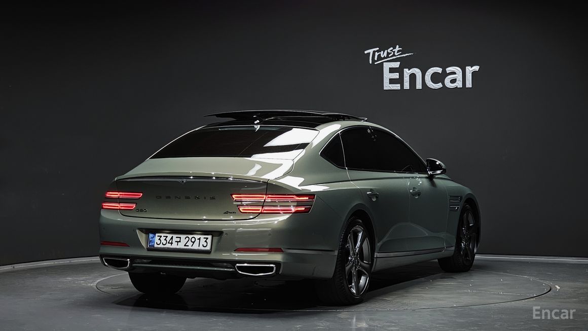 Genesis G80 - фото 1