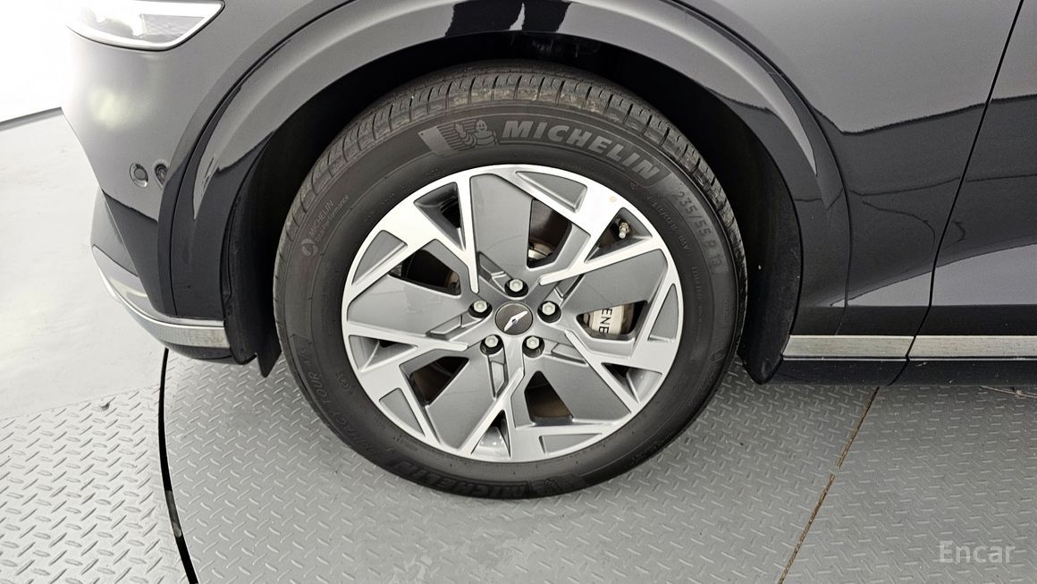 Genesis GV70 - фото 4