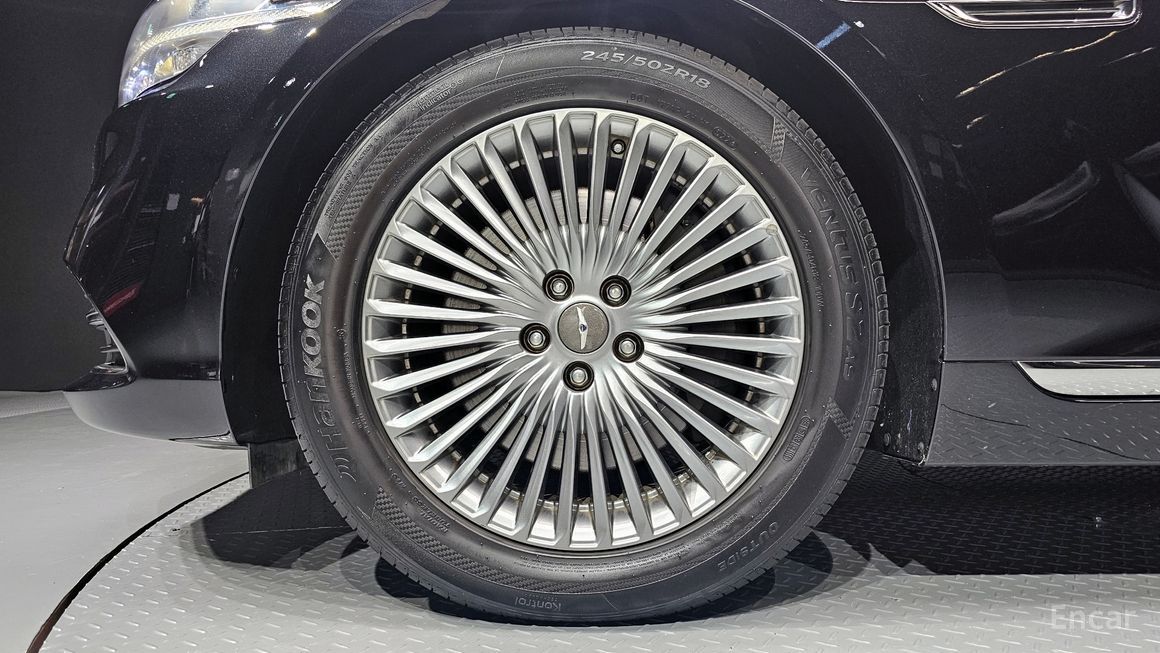 Genesis G90 - фото 4