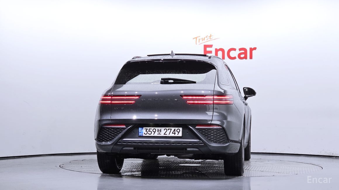 Genesis GV70 - фото 3