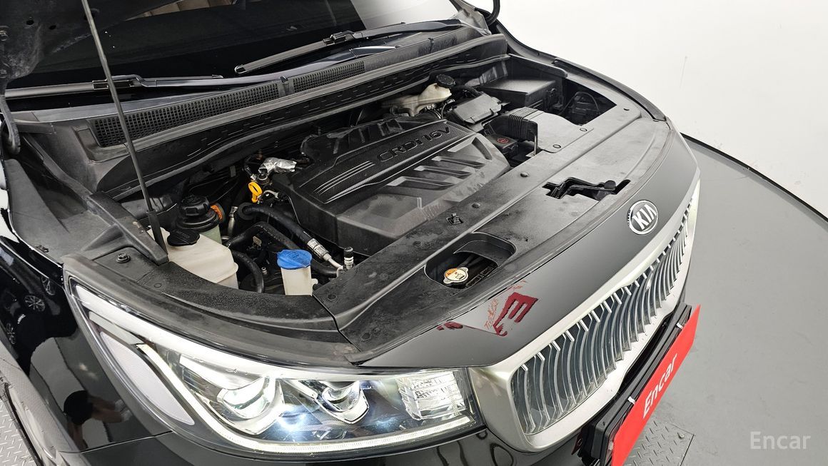 Kia Carnival - фото 5