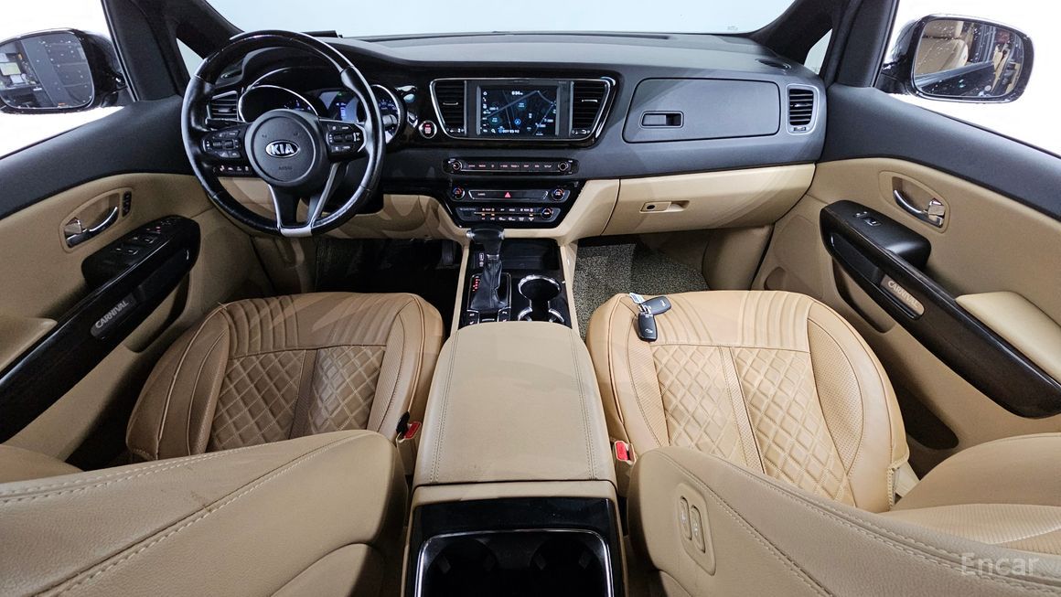 Kia Carnival - фото 6