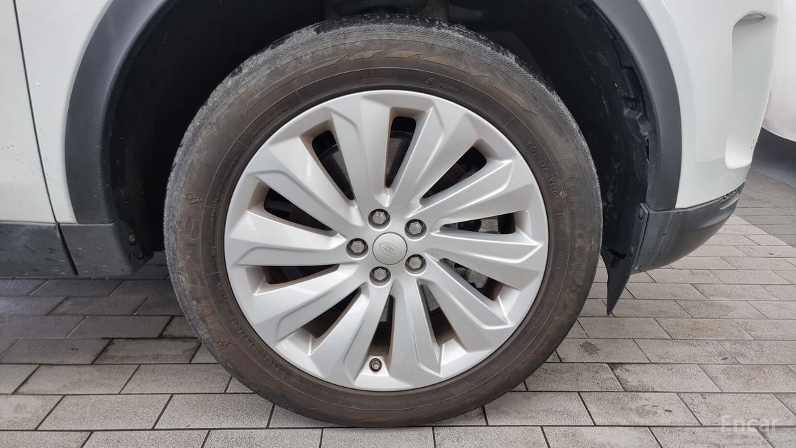 Land Rover Discovery Sports - фото 4