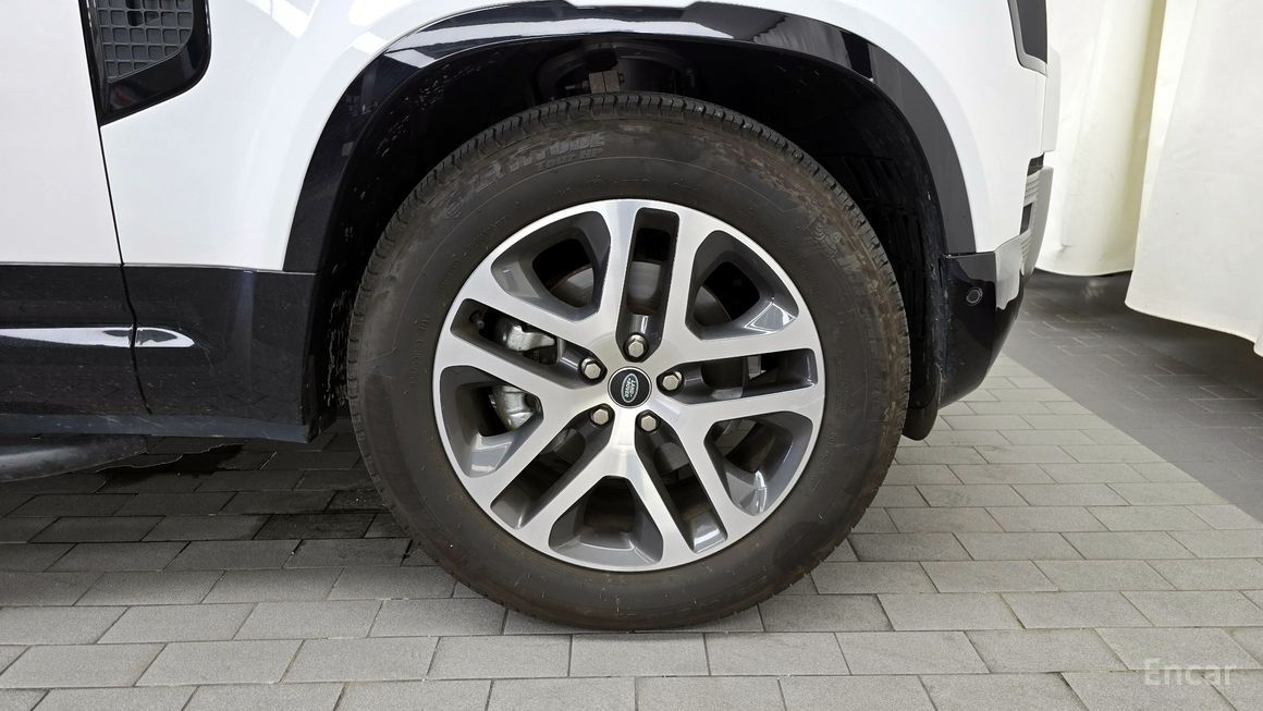 Land Rover Defender - фото 4