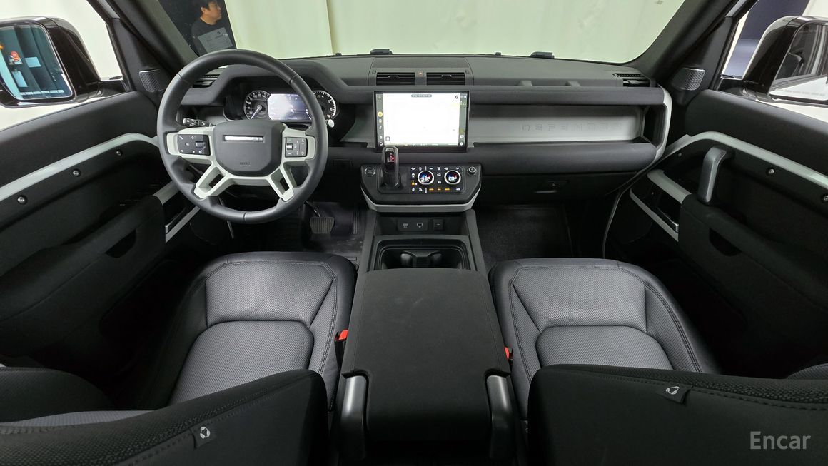 Land Rover Defender - фото 6