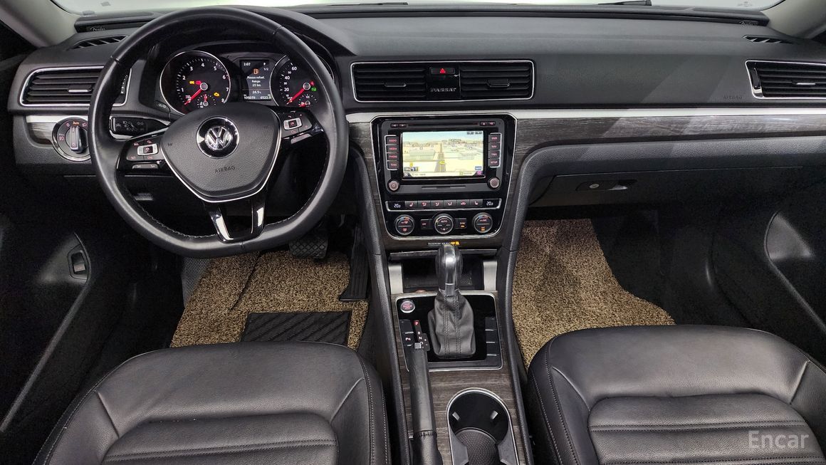 Volkswagen Passat - фото 6