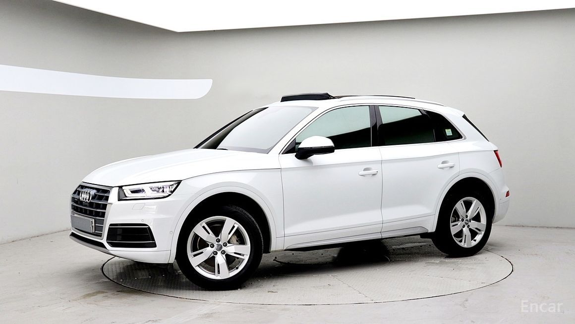 Audi Q5 - фото 2