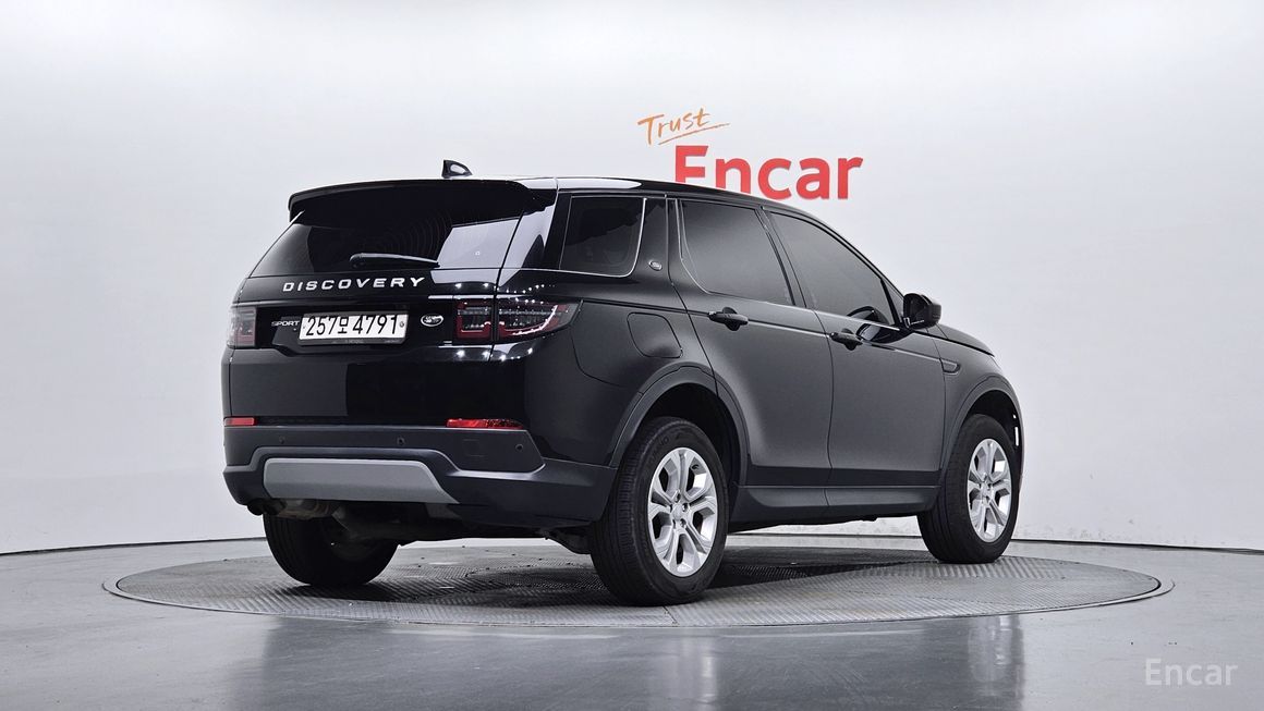 Land Rover Discovery Sports - фото 1