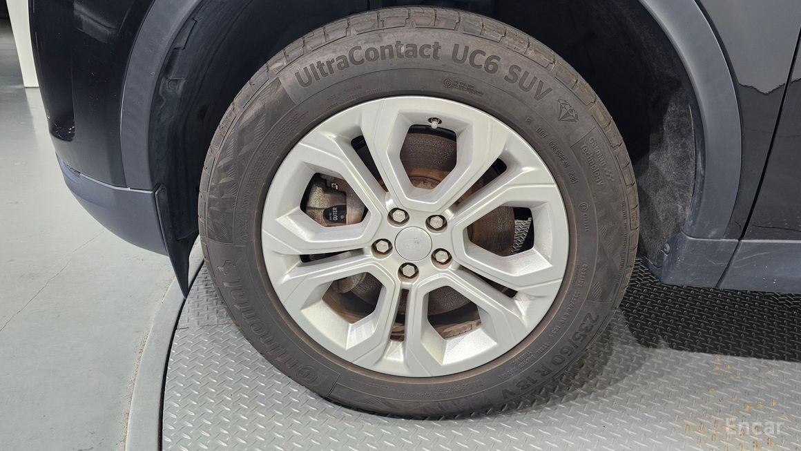 Land Rover Discovery Sports - фото 4