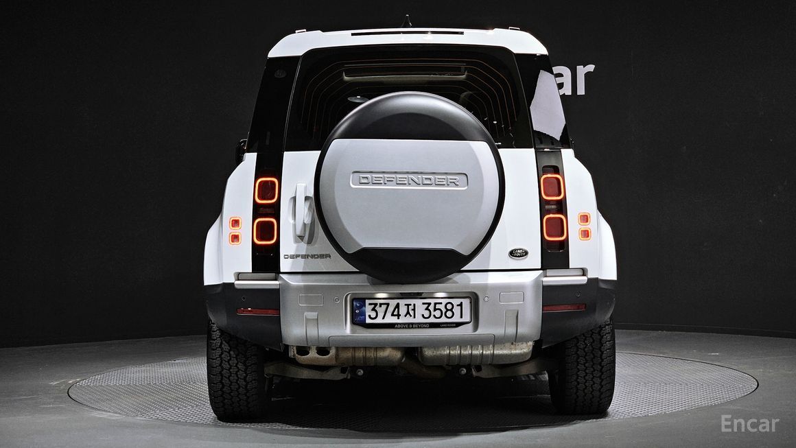 Land Rover Defender - фото 3