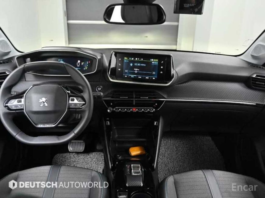 Peugeot 208 - фото 6