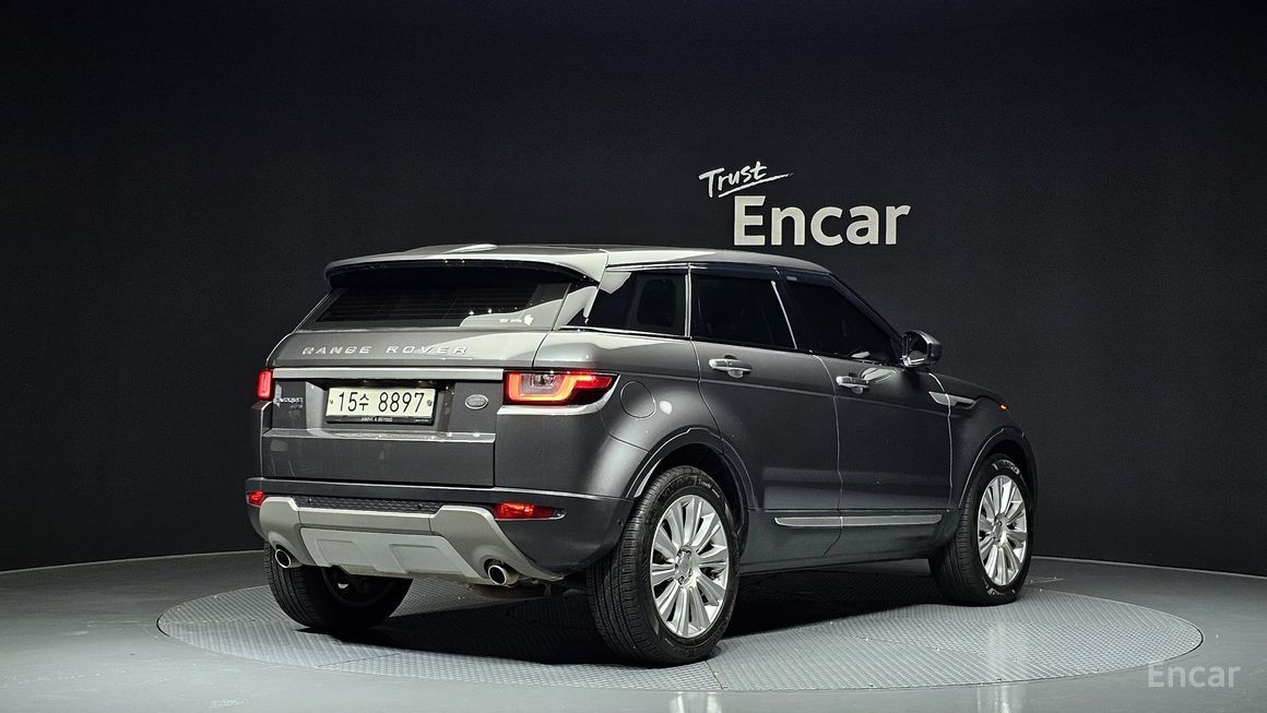 Land Rover Range Evoque - фото 1