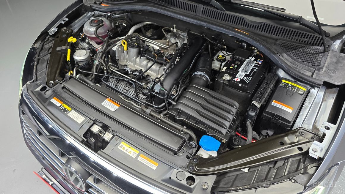 Volkswagen Jetta - фото 5