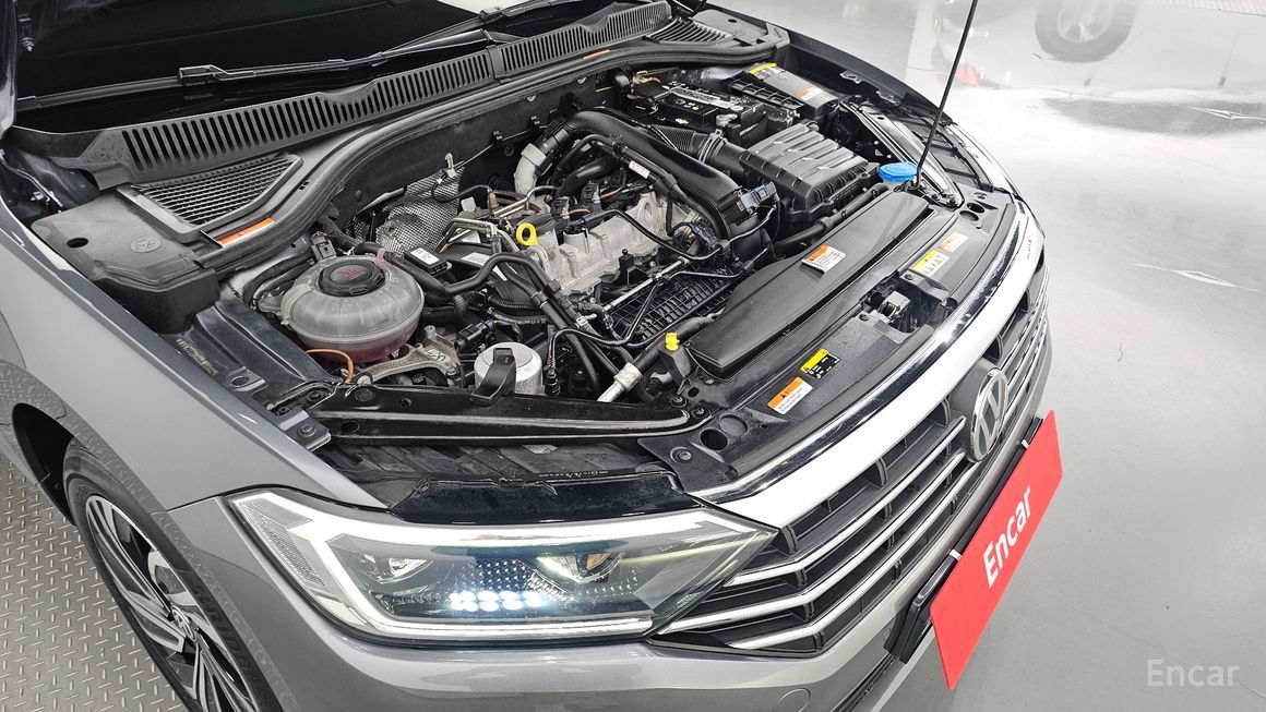 Volkswagen Jetta - фото 5