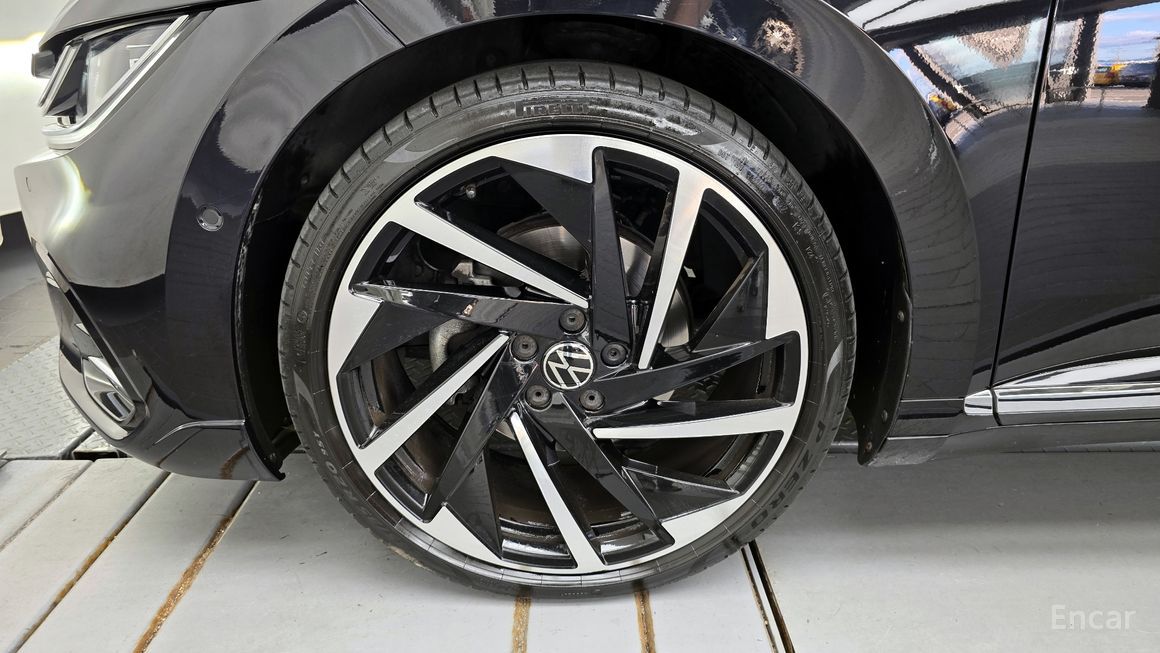 Volkswagen Arteon - фото 4