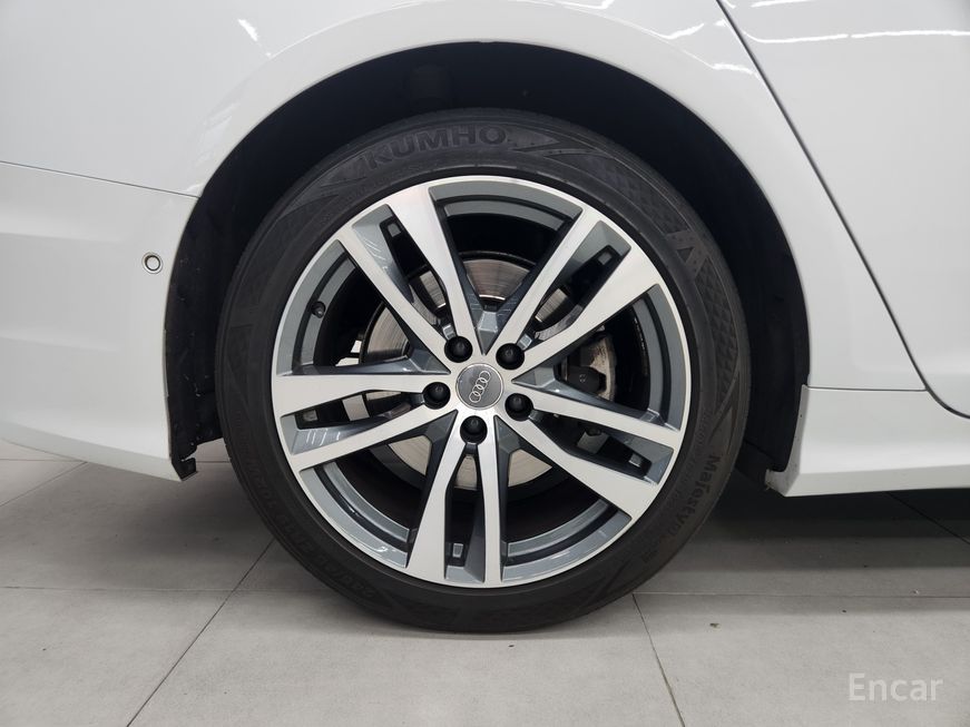 Audi A6 - фото 4