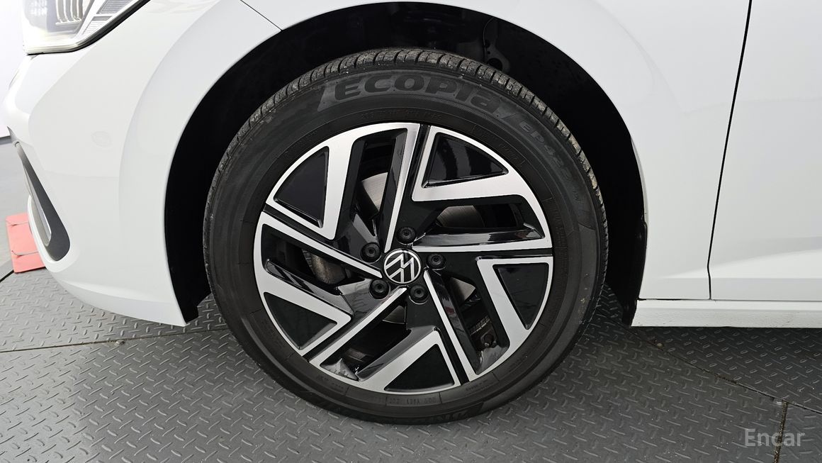 Volkswagen Jetta - фото 4