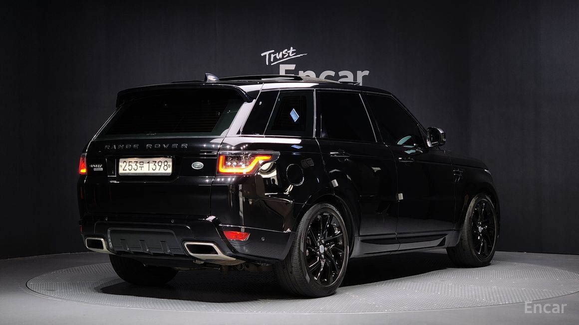 Land Rover Range Sport - фото 1