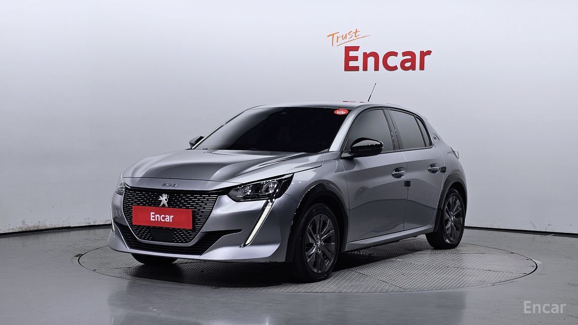 Peugeot 208 - фото 0