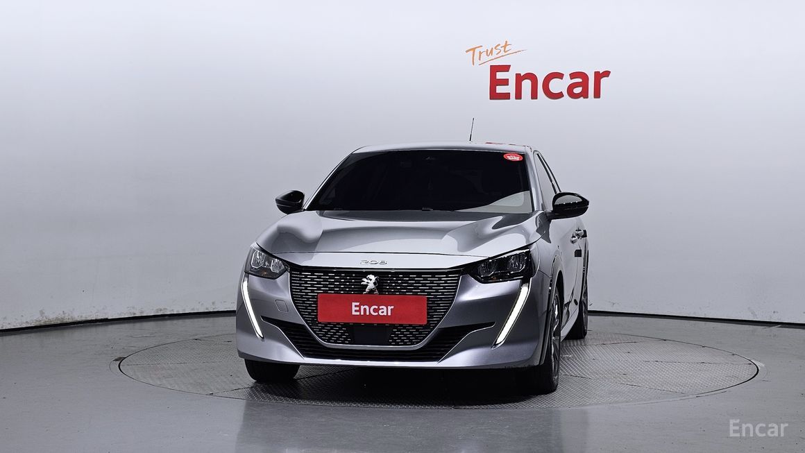 Peugeot 208 - фото 2