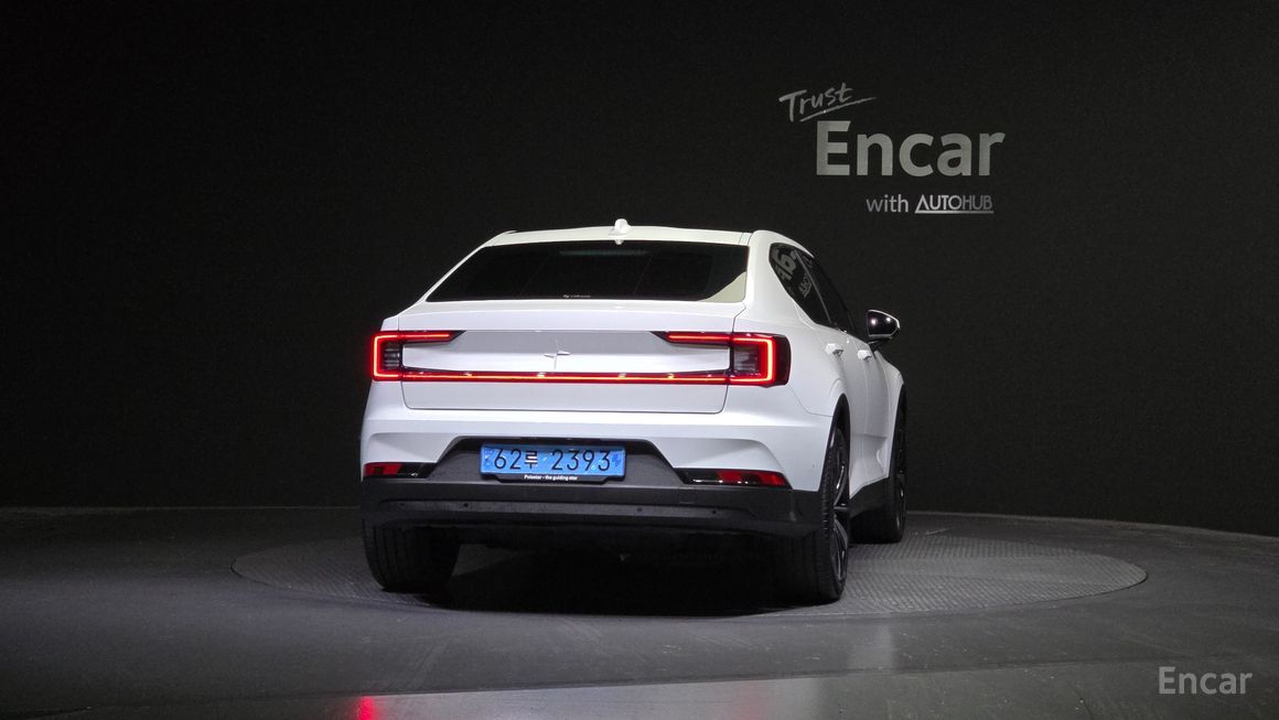 Polestar 2 - фото 3