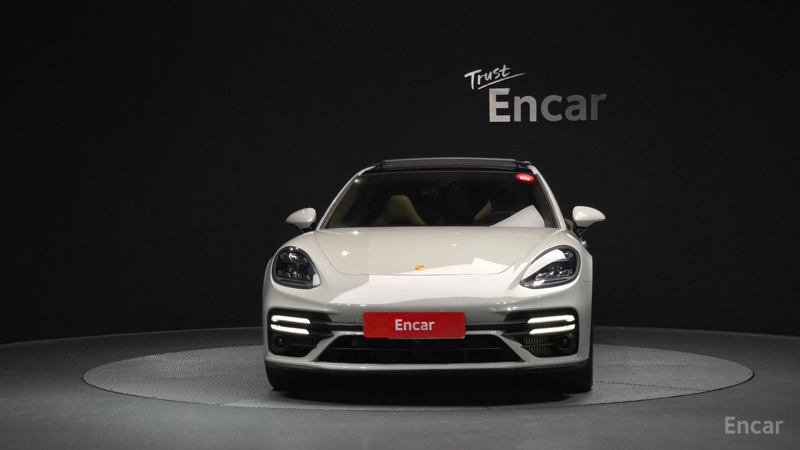 Porsche Panamera - фото 2