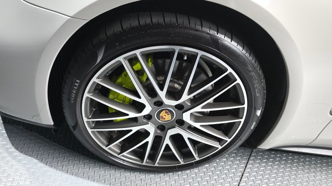 Porsche Panamera - фото 4