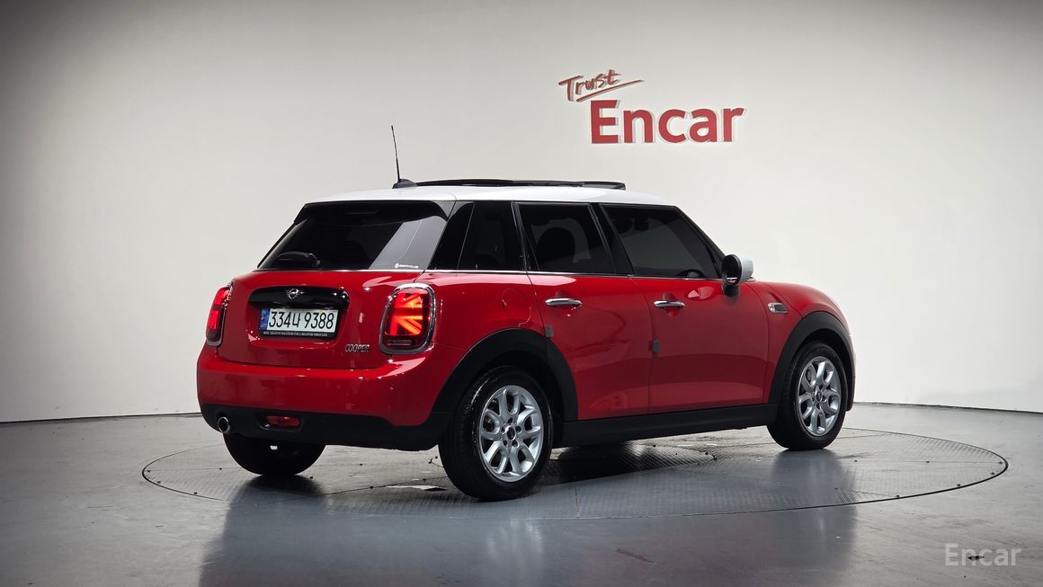 Mini Cooper - фото 1