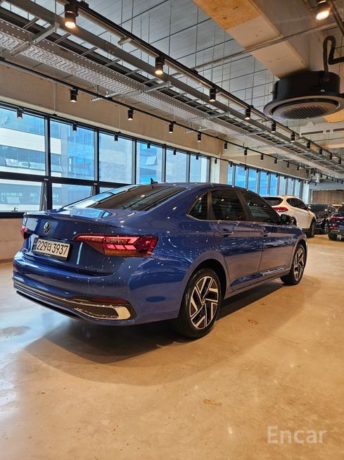 Volkswagen Jetta - фото 4
