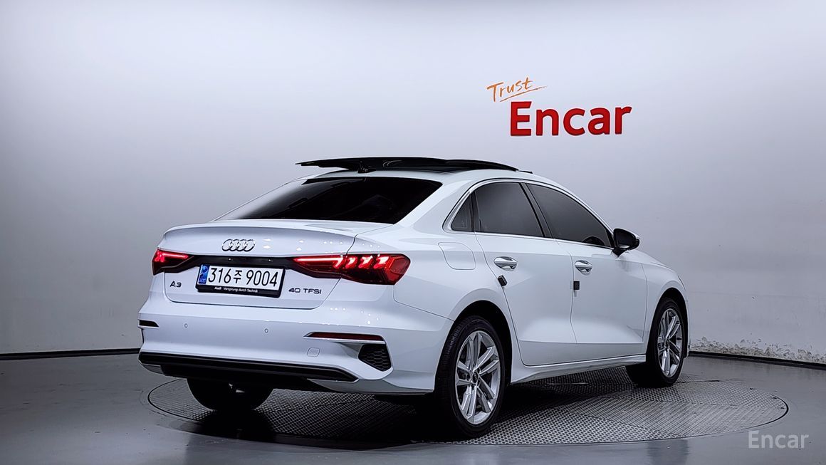 Audi A3 - фото 1