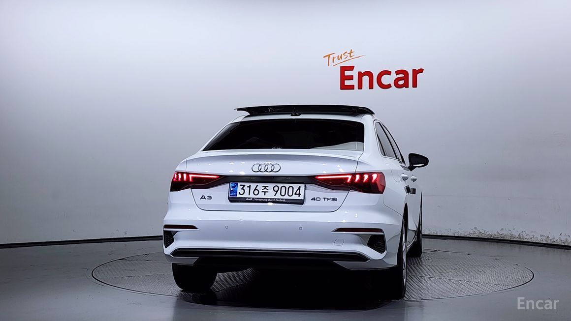 Audi A3 - фото 3