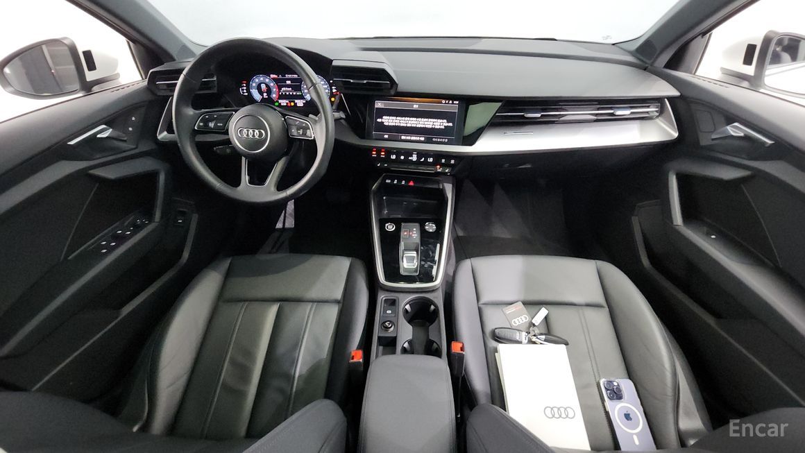 Audi A3 - фото 6