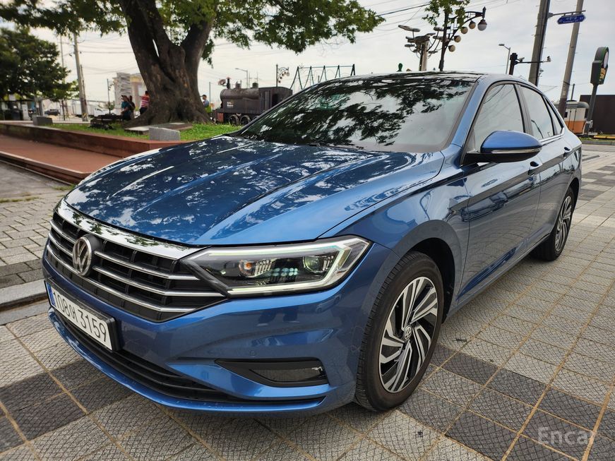 Volkswagen Jetta - фото 2
