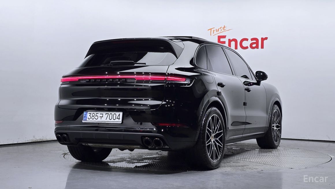 Porsche Cayenne - фото 1