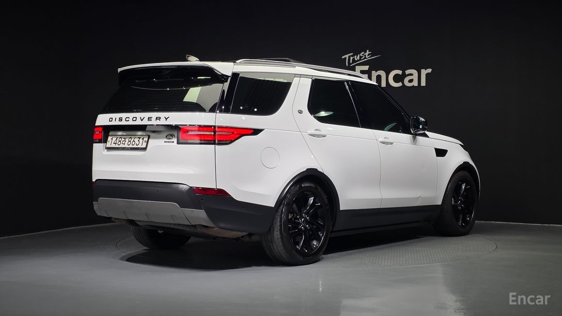 Land Rover Discovery - фото 1