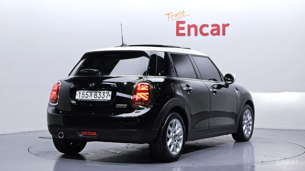 Mini Cooper - фото 1