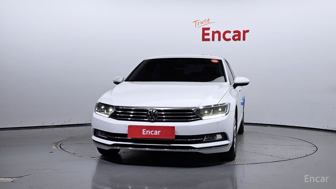 Volkswagen Passat - фото 2