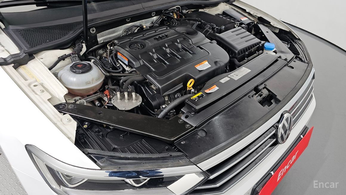 Volkswagen Passat - фото 5