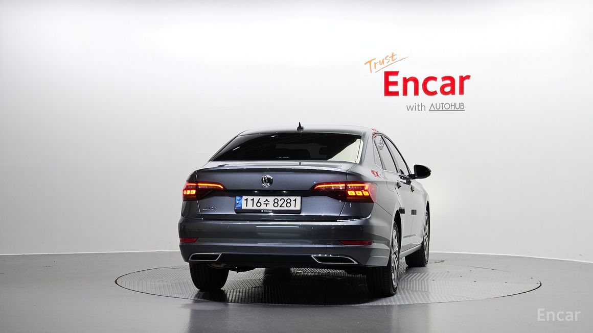 Volkswagen Jetta - фото 3