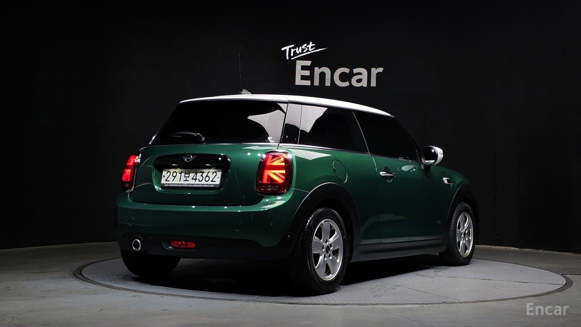Mini Cooper - фото 1
