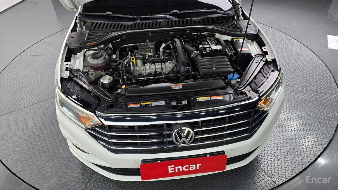 Volkswagen Jetta - фото 5