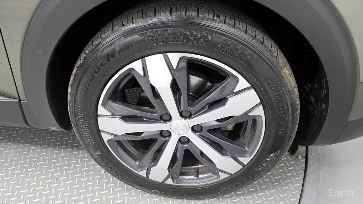 Peugeot 5008 - фото 4